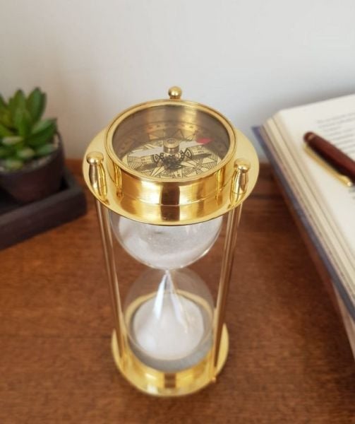 Pirinç üstü Pusulalı Kum Saati  17 cm Avrupa İthal