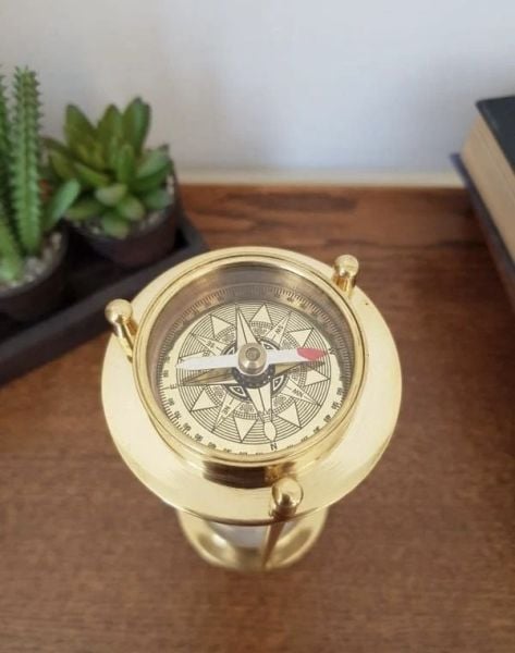 Pirinç üstü Pusulalı Kum Saati  17 cm Avrupa İthal