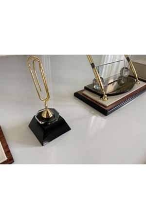 Ekstra Saatli + Ataşlıklı Başkanlık Deluxe Krem Sümen Makam Takımı