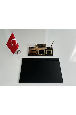 Ahşap İsimlik -  Bayraklı Masa Sümen Seti (Türkiye Haritalı İsimlik seçeneği)