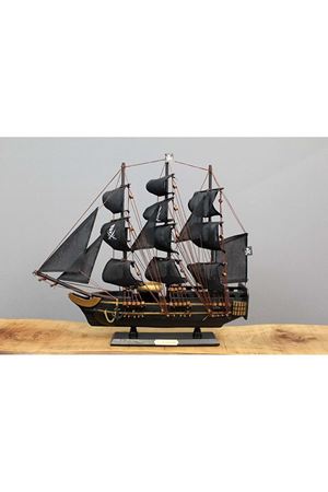 Ahşap Korsan Gemisi 38*45 Cm