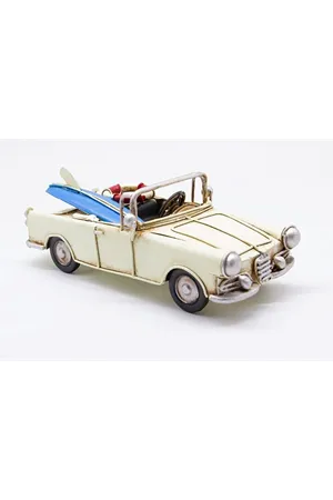 Metal Klasik Araba Alfa Romeo