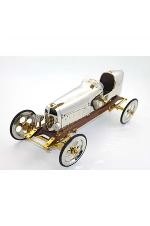 Pirinç Eski Model Araba 