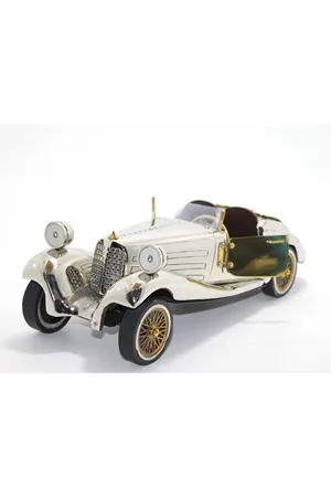 Pirinç Eski Model Araba