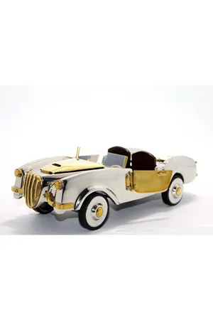 Pirinç Eski Model Araba