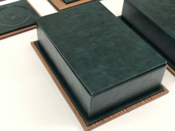 Yeşil Damarlı Özel Derili Modern Sümen Seti