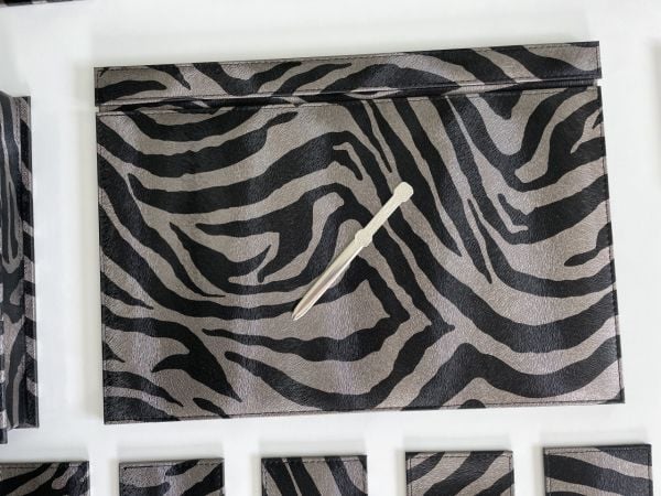 Sümenvadisi Zebra Luxury Desk Set EL İşçiliği