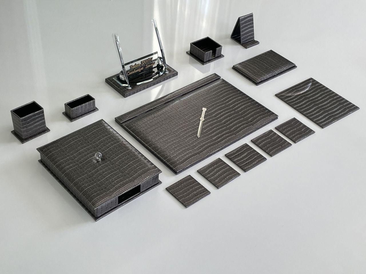 Gri Timsah Luxury Desk Set Sümenvadisi Hand Made