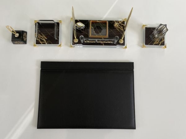 Lazer yazılı Kristal ve Deriden Sümen Makam Takımı