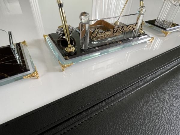 Lazer yazılı Kristal ve Deriden Sümen Makam Takımı