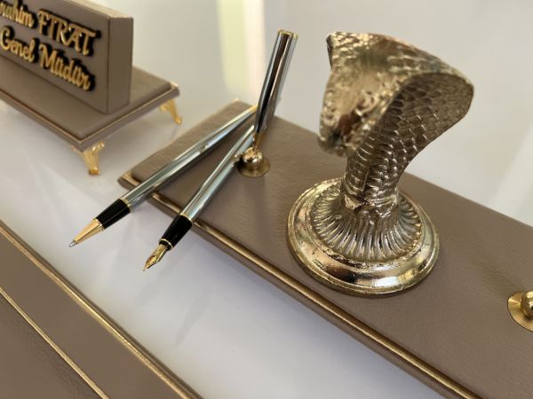 ÜST SEVİYE PREMİUM SET Sümenvadisi Krem Deluxe Deri Scrikss Markalı Kalem Saat Yüzük Kutulu
