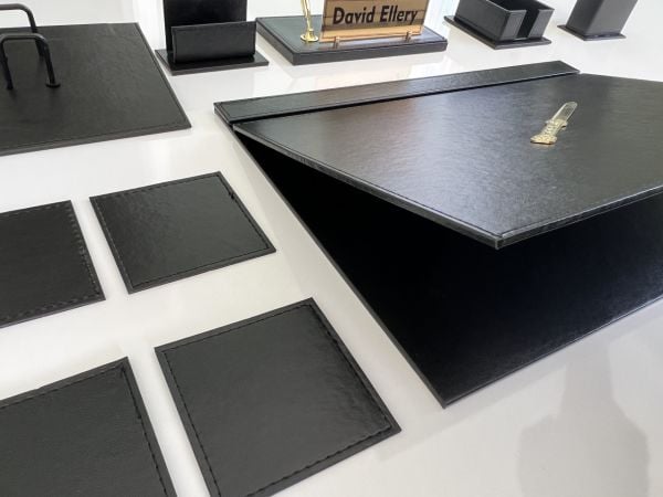 Siyah Sümen Takımı Bayraklı