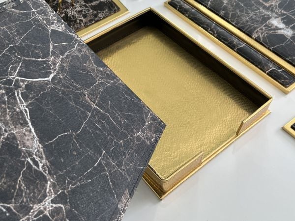 Kahvemsi & Canlı  Mermer Gold alt kısmı düz Gold Deri V.I.P Sümen Makam Takımı