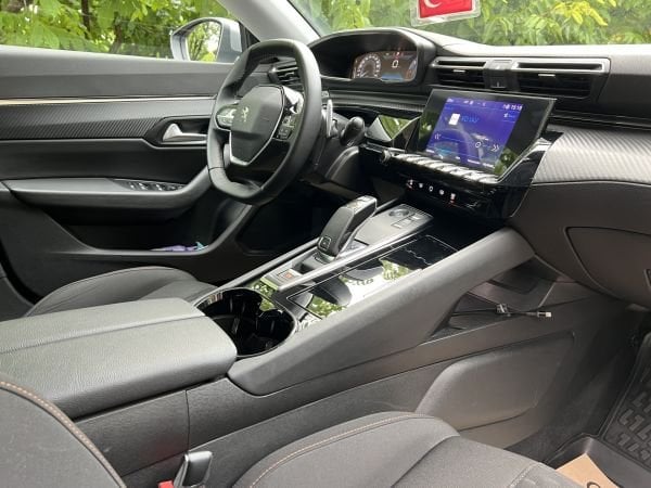 Yeni Peugeot 508 Aylık 2000 - Günlük 4500 Kasko Dahil