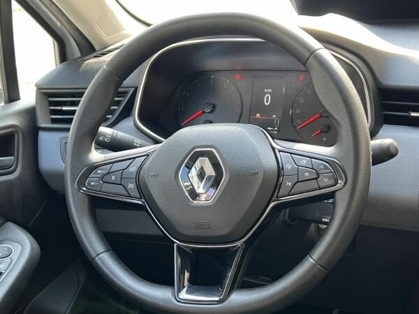 Renault  2022 Clio 5 Benzin/Manuel 30 günün günlüğü