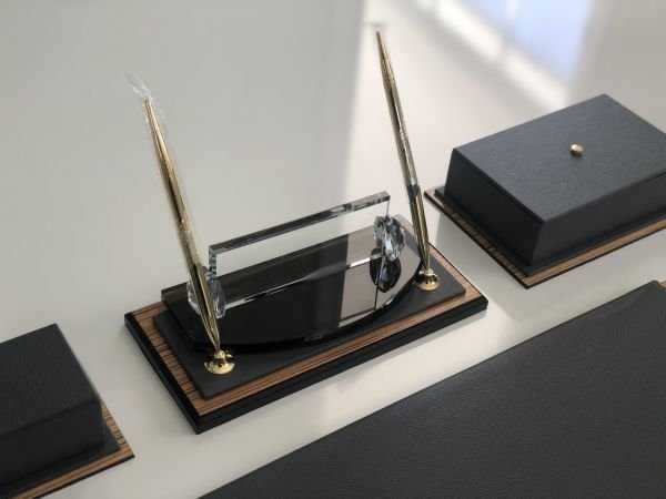 Cumhurbaşkanlığı Antrasit Gri Ahşap Deri Deluxe Set