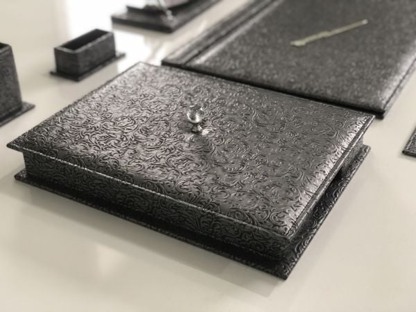 Hançer Yaprağı Siyah Sümen Takımı Hand Made