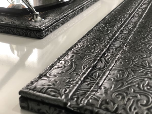 Hançer Yaprağı Siyah Sümen Takımı Hand Made