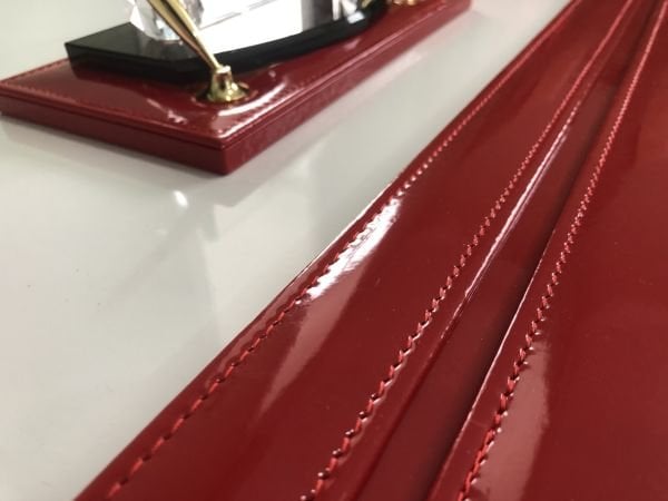 Ferrari Kırmızı Sümen Takımı VIP