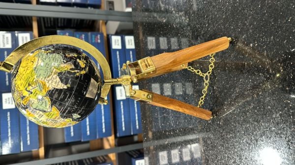 İNDİRİM Ahşap Metal Pirinç VIP Dünya Küresi 35cm (Avrupa İthal)