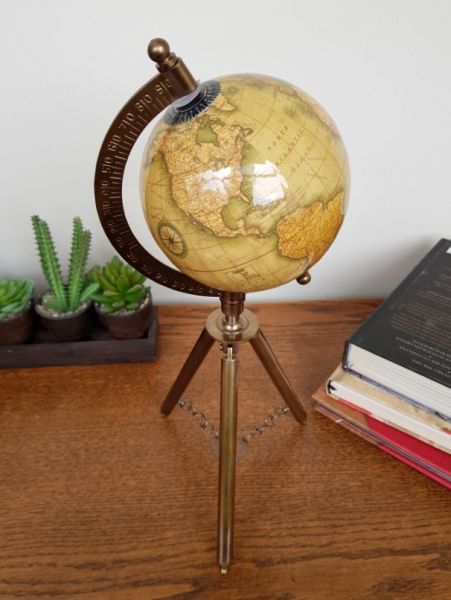 Ayaklı Dünya Küre 32cm 167P Avrupa İTHAL