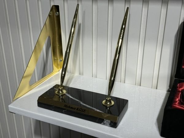 Doğal Mermer İmza Kalemi Kutulu V.I.P Sümen İsimliği