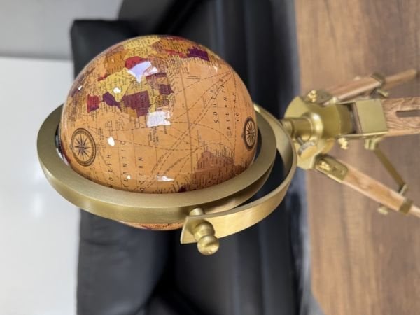 Orijinal Lüks 62cm Dünya Küre 1.Sınıf Ahşap Parlak Özel Küre Metal çerçeve İTHAL AVRUPA