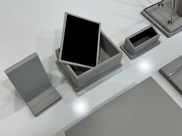 FIRSAT PREMİUM Açık Gri Deri Krom Makyaj Saat Kutulu alt iç yapı Kadife EL YAPIMI VIP Sümen Makam Takımı