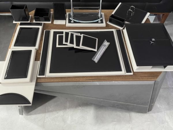 Siyah Açık Gri Sümen Takımı