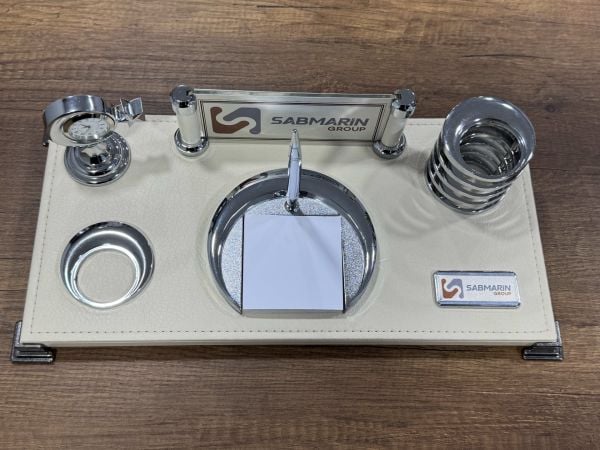 %50 İNDİRİM Masaüstü Krem Deri Masa İsimliği 40cm Kargo Bedava İsim yazılır