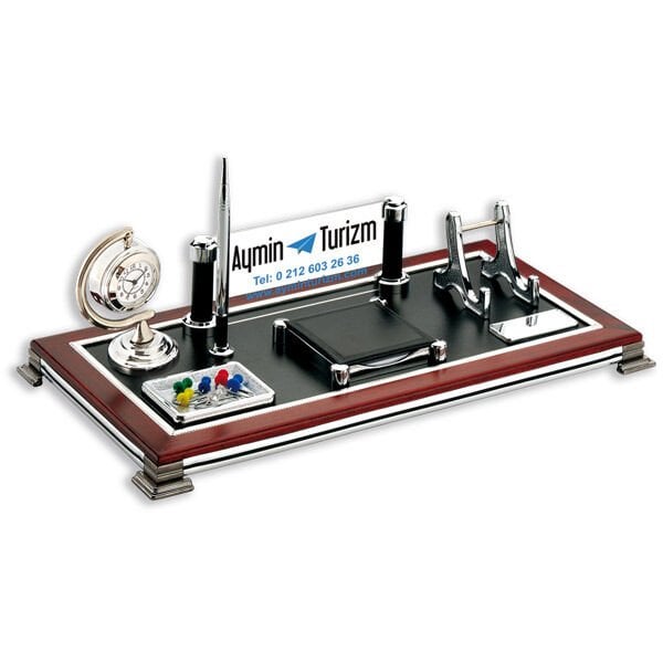 VR Ahşap Masa Seti 40cm