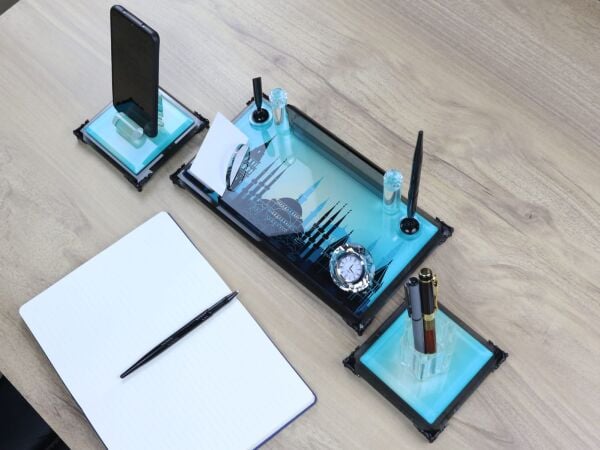 15Gün Teslimat - ÇILGIN İNDİRİM ! Kristal Masa İsimliği 3'lü BEŞ TAKSİT Kargo Bedava İsim yazılır